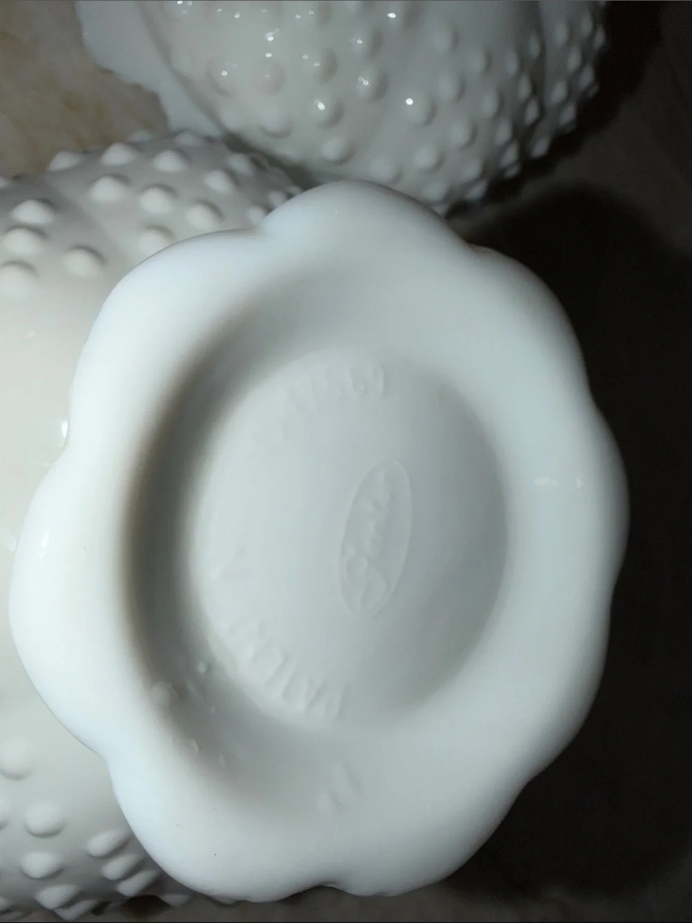 Fenton pair white